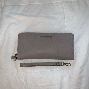 Large grey Michael Kors wallet
